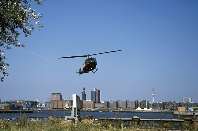Mentőhelikopter - Filmfotók