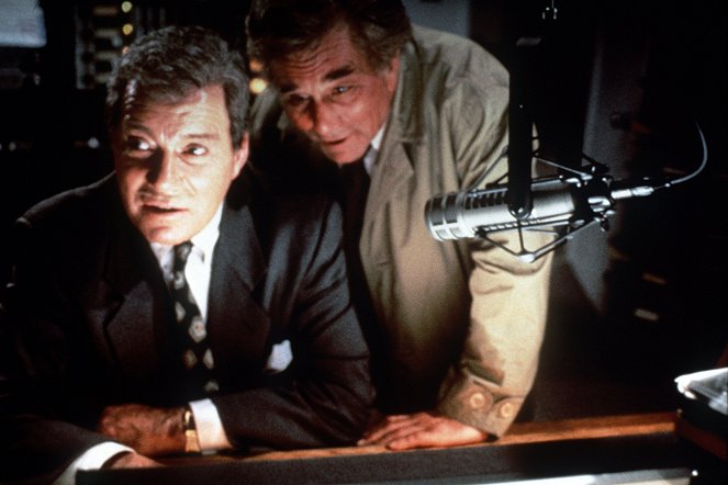 Columbo - Season 10 - Todesschüsse auf dem Anrufbeantworter - Filmfotos