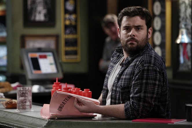 Undateable - A Truth Hug Walks Into a Bar - Making of