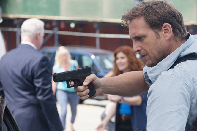 The Mysteries of Laura - The Mystery of the Cure for Loneliness - Photos - Josh Lucas