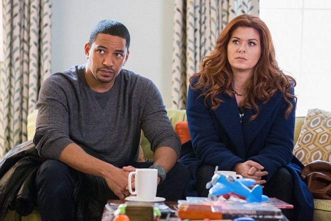 The Mysteries of Laura - The Mystery of the Morning Jog - Van film - Laz Alonso, Debra Messing