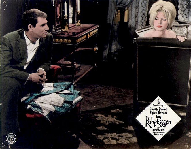 Love on a Pillow - Lobby Cards - Robert Hossein, Brigitte Bardot