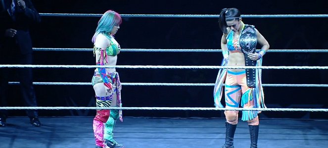 NXT TakeOver: Dallas - De la película - Kanako Urai, Pamela Martinez