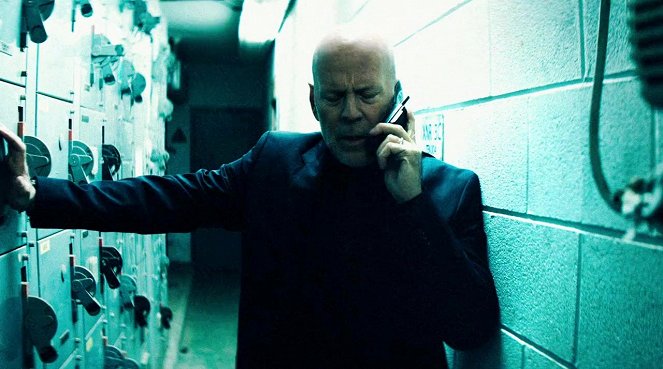 Extraction - Ameaça Global - Do filme - Bruce Willis