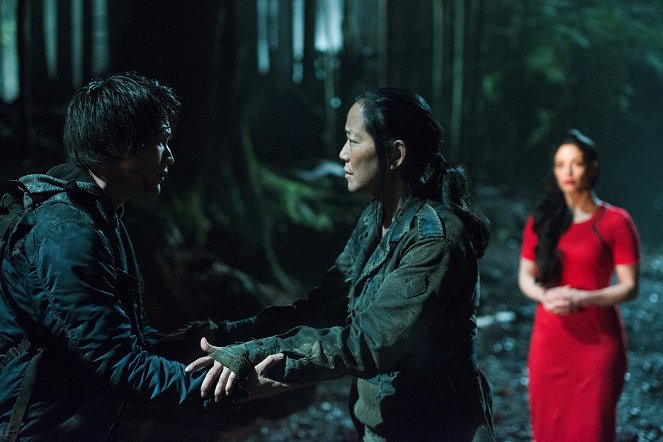 The 100 - Nimmermehr - Filmfotos - Christopher Larkin, Donna Yamamoto