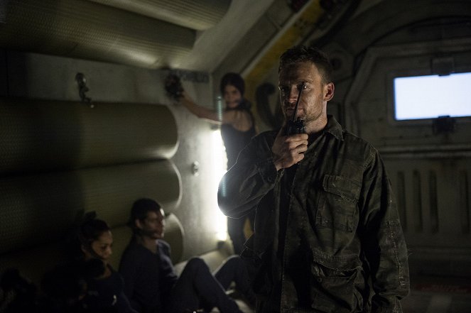 The 100 - Demons - Photos - Toby Levins
