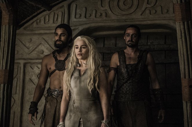 Game of Thrones - Season 6 - Oathbreaker - Photos - Emilia Clarke