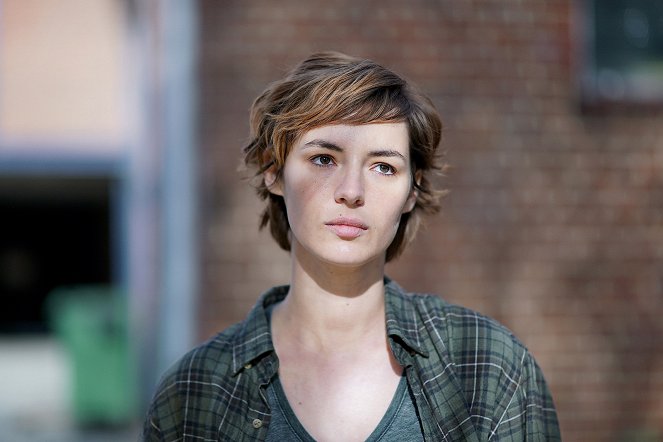 I Am a Soldier - Photos - Louise Bourgoin