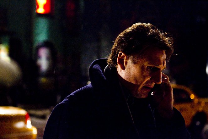 Chloe - Photos - Liam Neeson