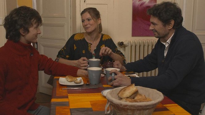 Les Mystères de l'amour - Season 5 - Père espère - Z filmu - Laly Meignan