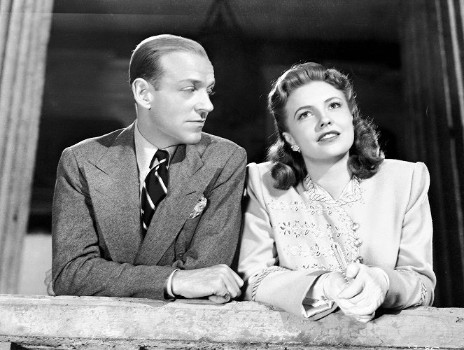 The Sky's the Limit - Filmfotók - Fred Astaire, Joan Leslie