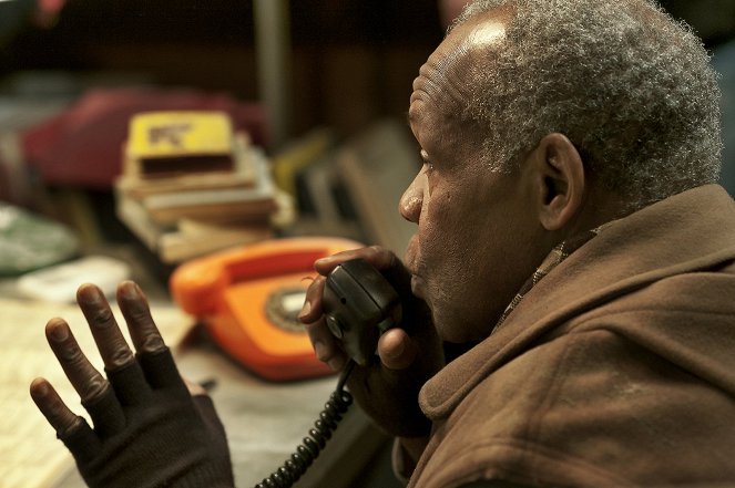 2047 - Sights of Death - Film - Danny Glover