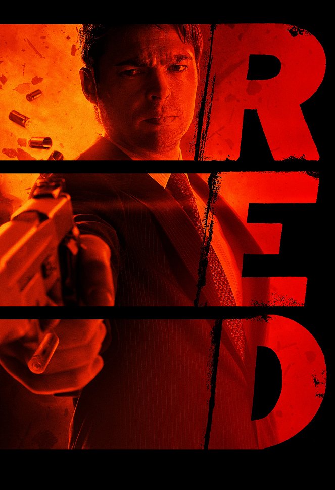 RED: Vo výslužbe a extrémne nebezpeční - Promo - Karl Urban