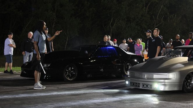 Street Outlaws: New Orleans - Van film