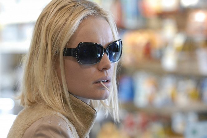The Girl in the Park - Photos - Kate Bosworth