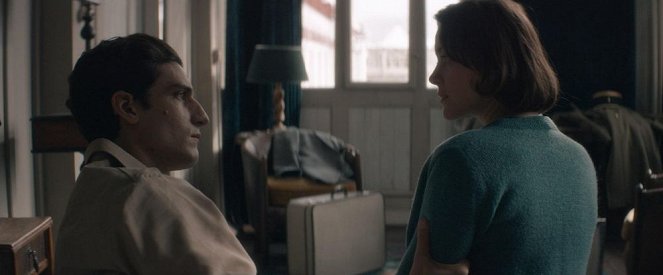 Um Instante de Amor - Do filme - Louis Garrel, Marion Cotillard