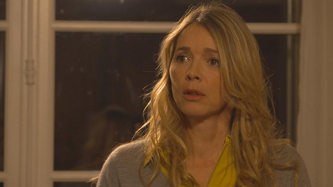 Les Mystères de l'amour - Season 12 - Le Refus - Van film - Hélène Rolles