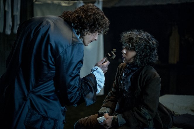 Outlander - Useful Occupations and Deceptions - Photos - Sam Heughan