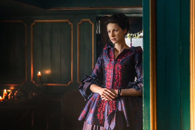 Outlander - Az idegen - La Dame Blanche - Filmfotók - Caitríona Balfe