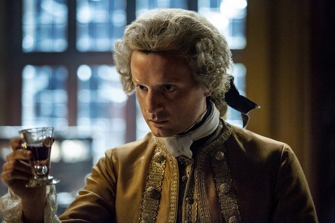 Outlander - Untimely Resurrections - Photos - Andrew Gower