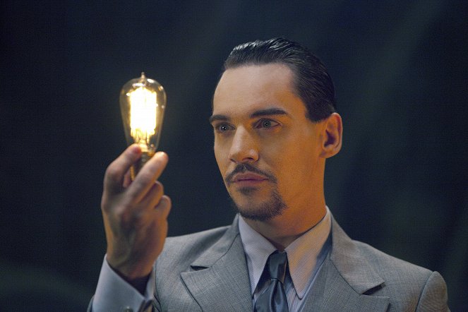 Dracula - Let There Be Light - Van film - Jonathan Rhys Meyers