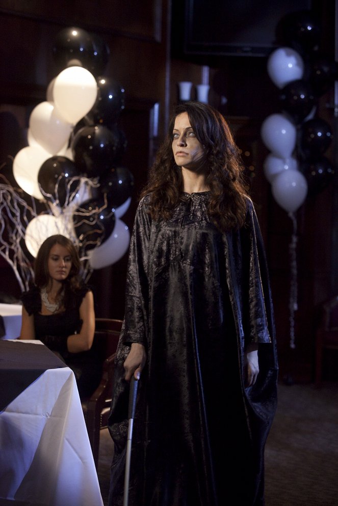 R.L. Stine's the Haunting Hour: The Series - Season 1 - Nightmare Inn - Photos