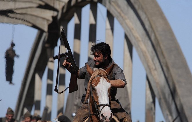 Au Prix du Sang - Film - Rodrigo Santoro