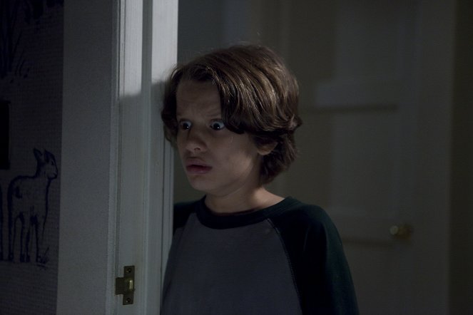 R.L. Stine's the Haunting Hour: The Series - The Walls - Photos