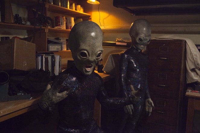 R.L. Stine's the Haunting Hour: The Series - Alien Candy - De la película