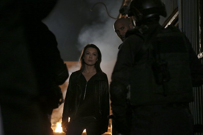 Agents of S.H.I.E.L.D. - Season 3 - Failed Experiments - Photos - Ming-Na Wen, Henry Simmons