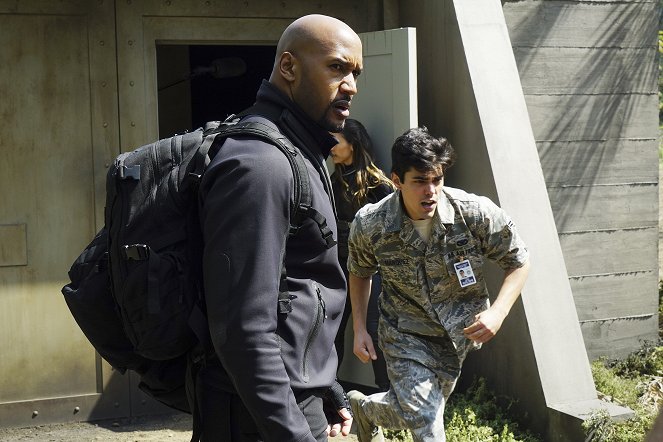 Agents of S.H.I.E.L.D. - Absolution - Van film - Henry Simmons