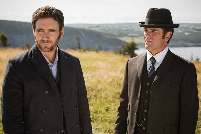 Murdoch Mysteries - Republic of Murdoch - De la película - Allan Hawco, Yannick Bisson