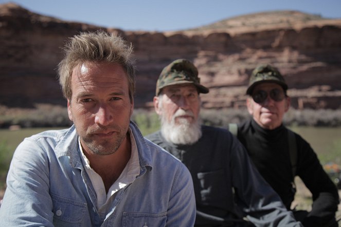 Ben Fogle: New Lives in the Wild - Film