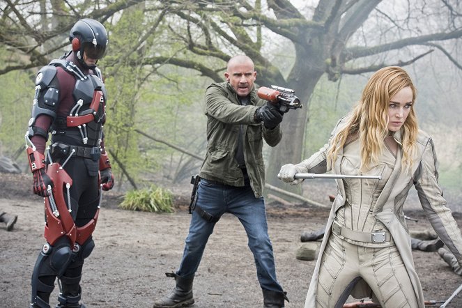 DC's Legends of Tomorrow - Rester des légendes - Film - Brandon Routh, Dominic Purcell, Caity Lotz