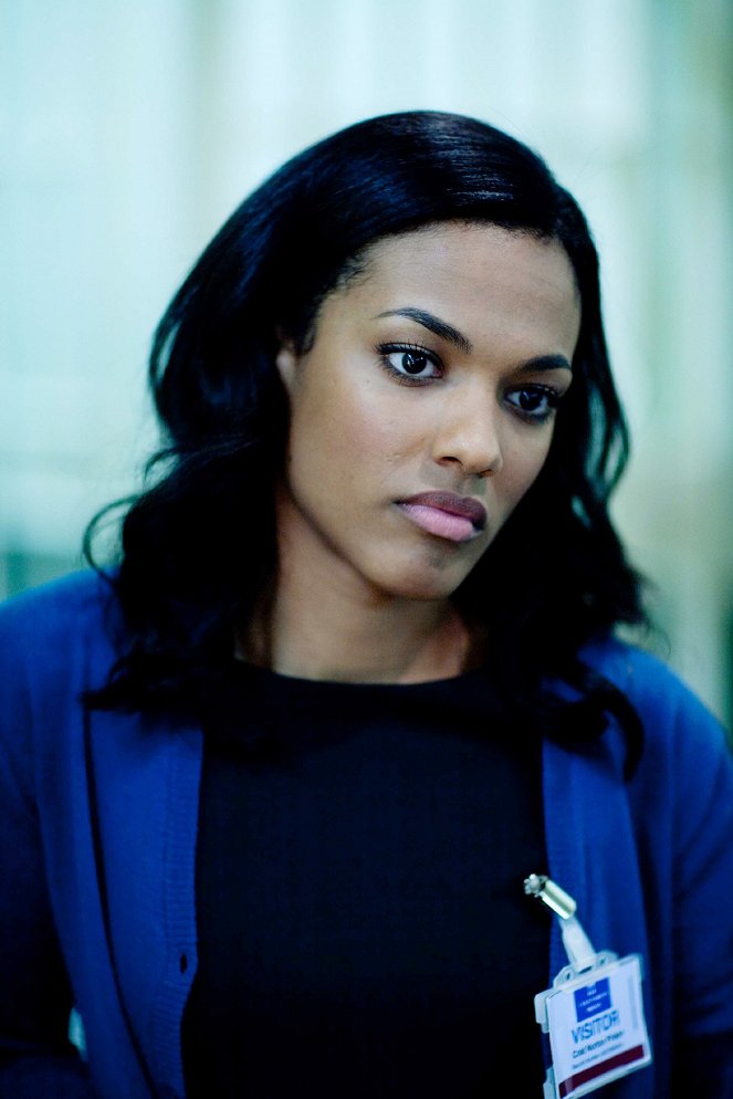 Law & Order: UK - Survivor - Van film - Freema Agyeman