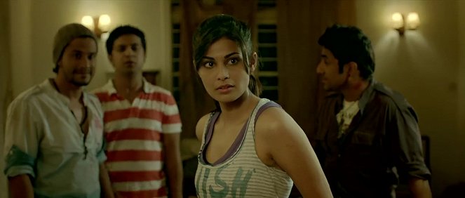 Go Goa Gone - De la película - Pooja Gupta