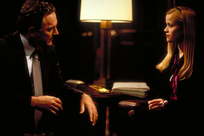 Legally Blonde - Photos - Victor Garber, Reese Witherspoon
