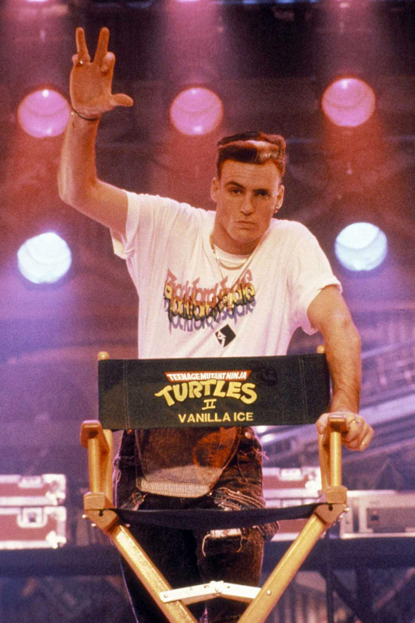 Teenage Mutant Ninja Turtles II: The Secret of the Ooze - Van de set - Vanilla Ice