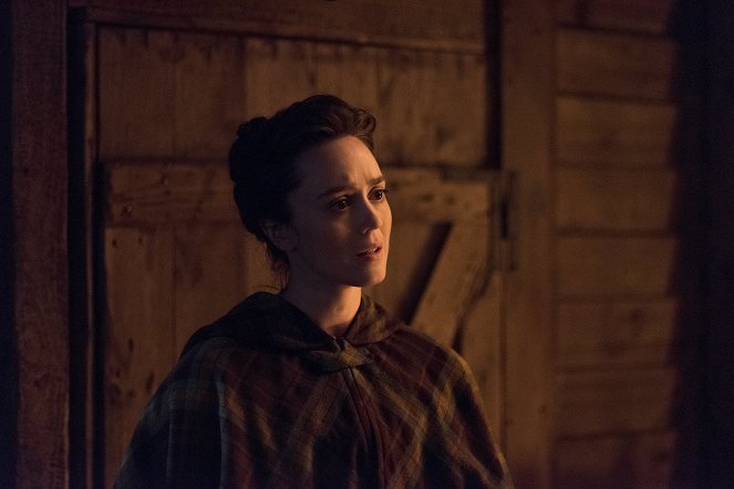 TURN: Washington's Spies - Hearts and Minds - Filmfotos - Heather Lind