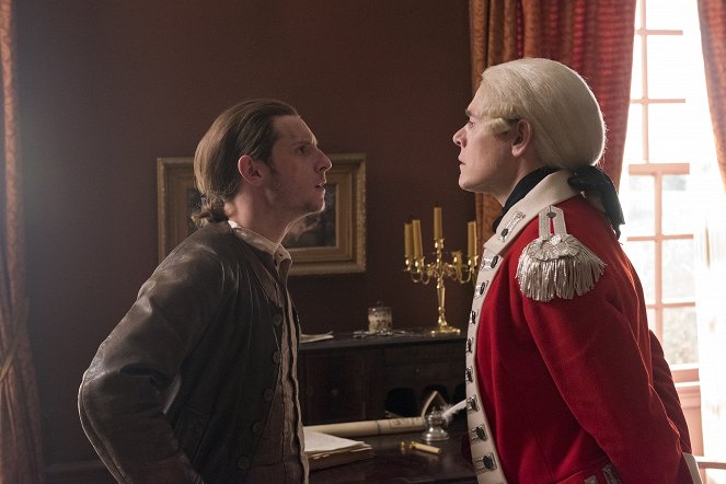 TURN - Season 3 - Hearts and Minds - Photos - Jamie Bell, Burn Gorman