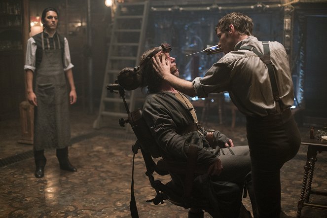 Penny Dreadful - This World Is Our Hell - Photos - Shazad Latif, Harry Treadaway