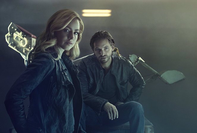 12 opic - Série 2 - Promo - Amanda Schull, Aaron Stanford