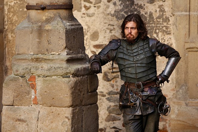 The Musketeers - Spoils of War - Photos - Tom Burke