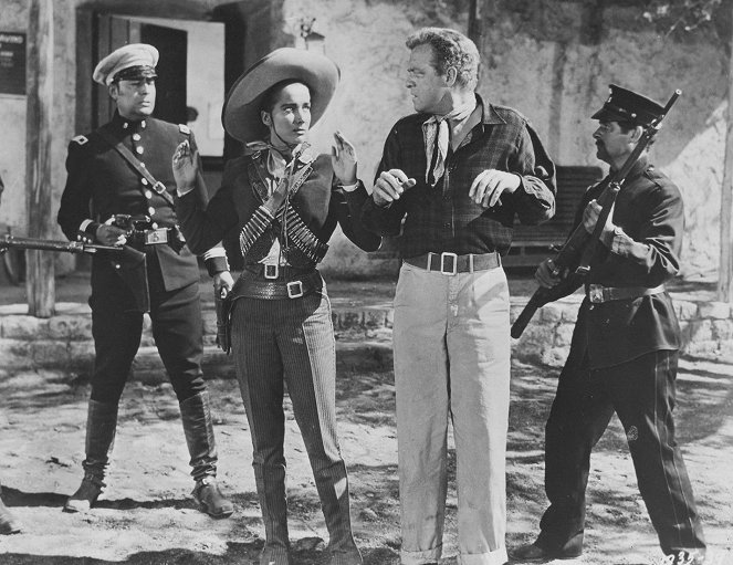 Meksikon haukat - Kuvat elokuvasta - Julie Adams, Van Heflin