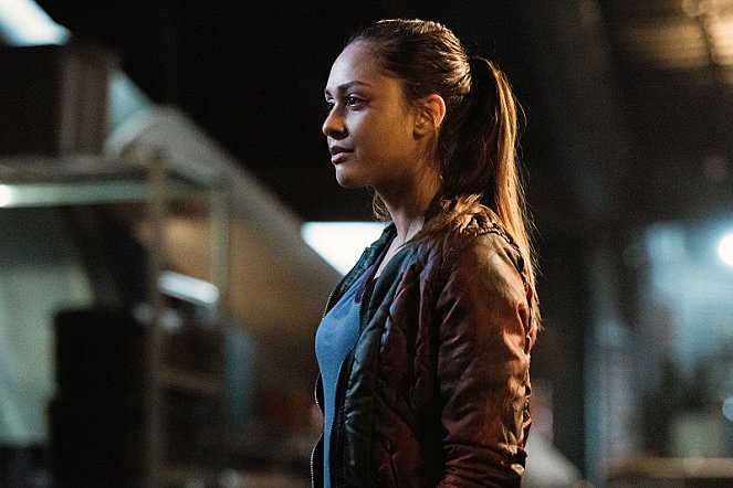 The 100 - Perverse Instantiation: Part One - Photos - Lindsey Morgan
