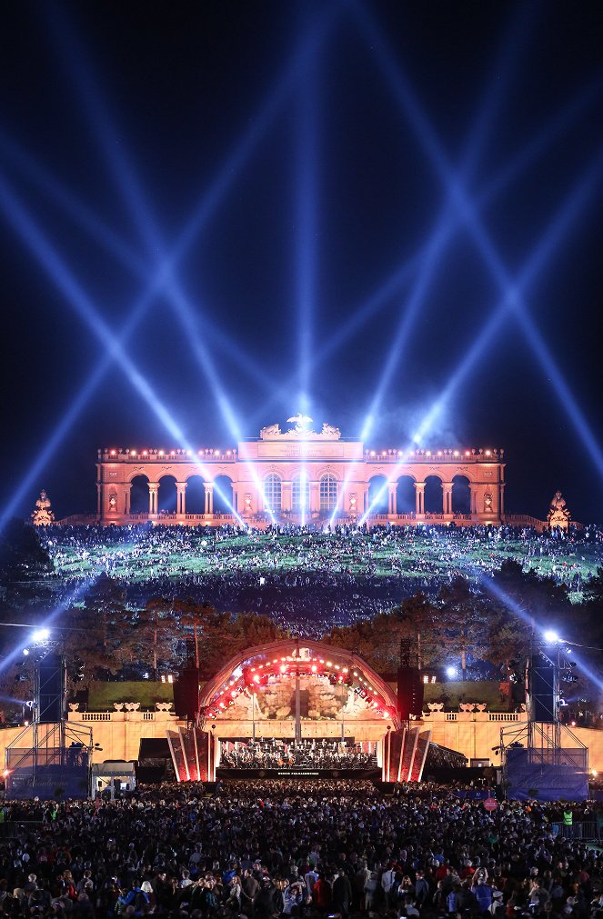 Letný koncert zo Schönbrunnu 2016 - Z filmu