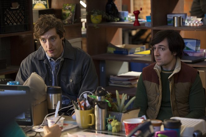 Silicon Valley - The Empty Chair - Photos - Thomas Middleditch, Josh Brener