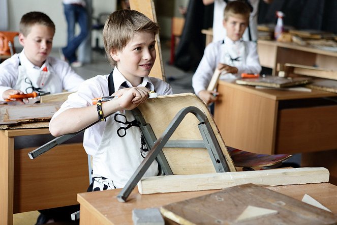 Klassnaya shkola - Making of - Mikhail Manevich