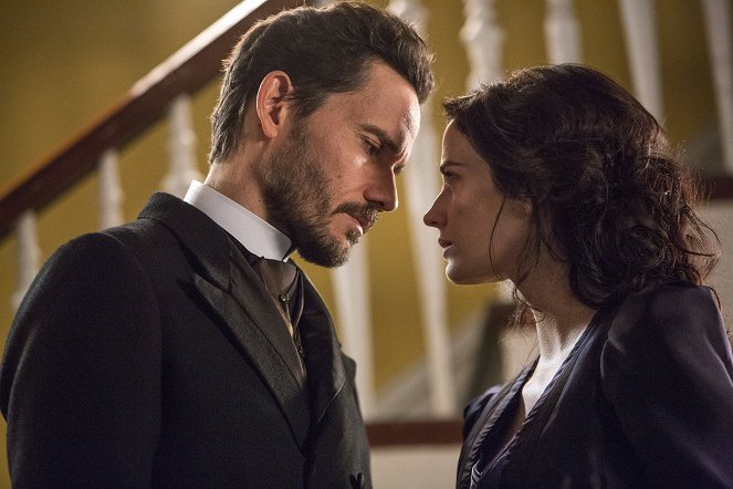 Penny Dreadful - La Mer se retire - Film - Christian Camargo, Eva Green