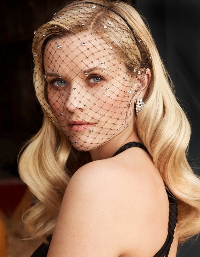 Water for Elephants - Promo - Reese Witherspoon